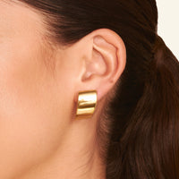 Vivid Edge Stud Earring (Gold)