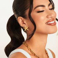 Stellar Starfish Earrings (Gold)