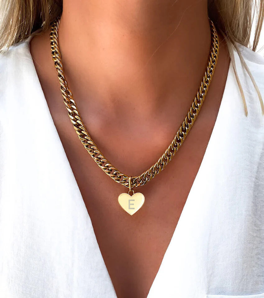 Heart Curb Chain Necklace (Gold)