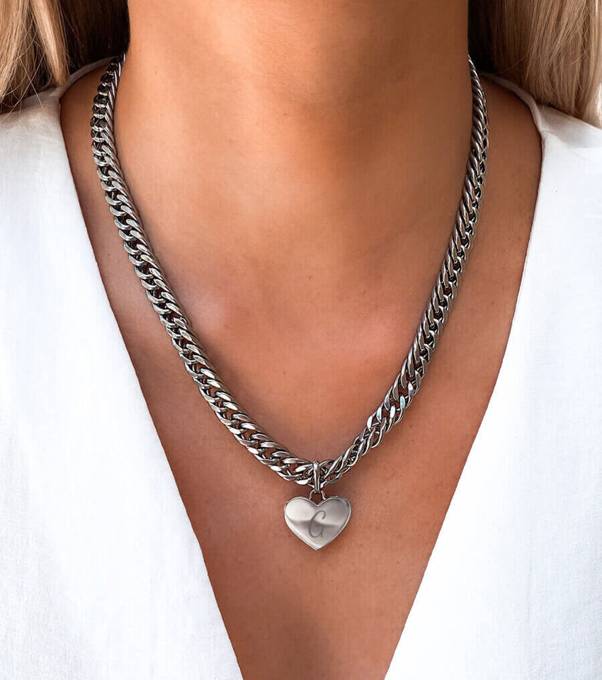 Heart Curb Chain Necklace (Silver)